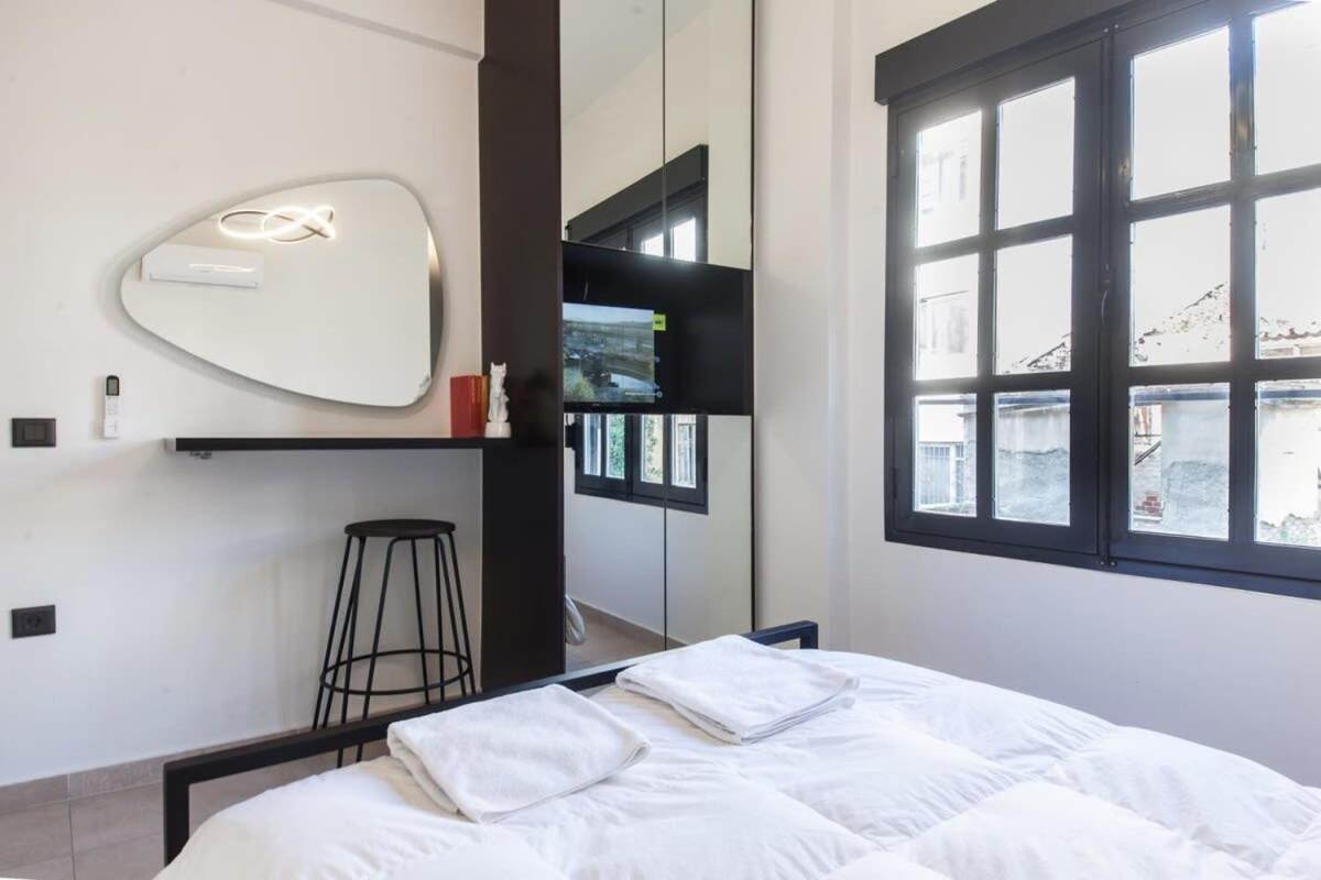 Beautiful Elegant Apartment Next To Monastiraki 아테네 외부 사진