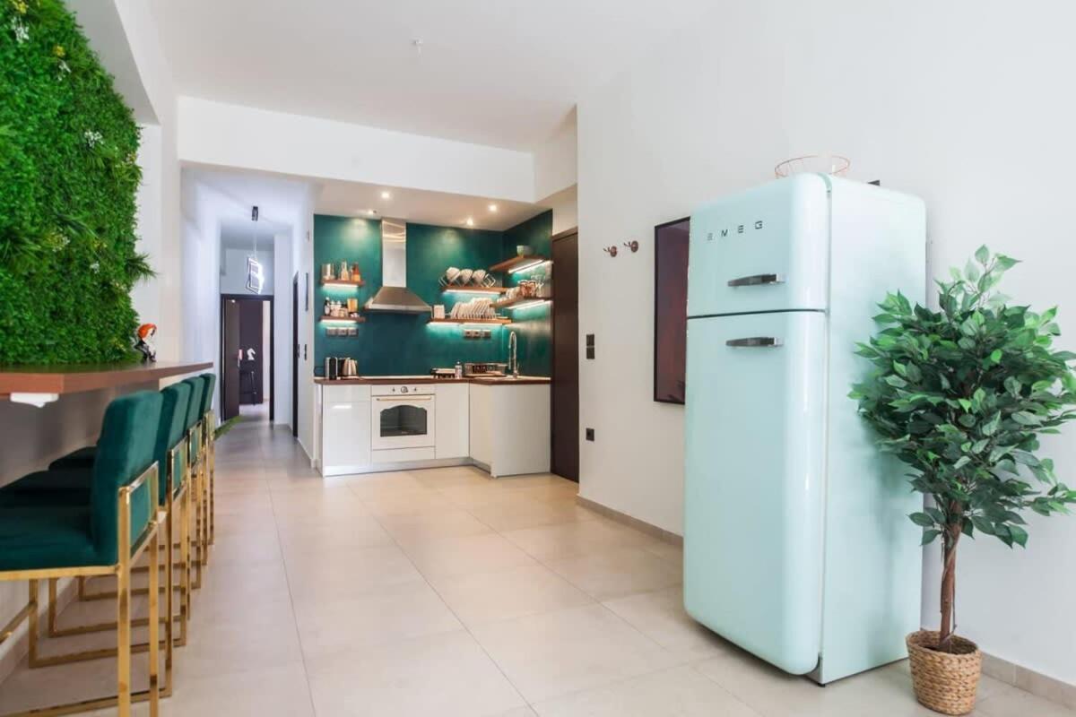 Beautiful Elegant Apartment Next To Monastiraki 아테네 외부 사진